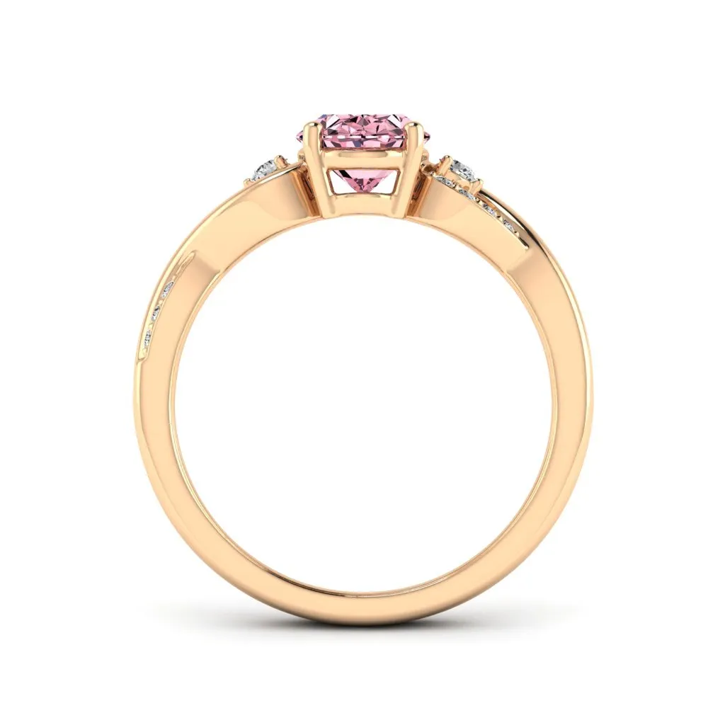 1.63 d.e.w cts Heidi Moissanite Ring