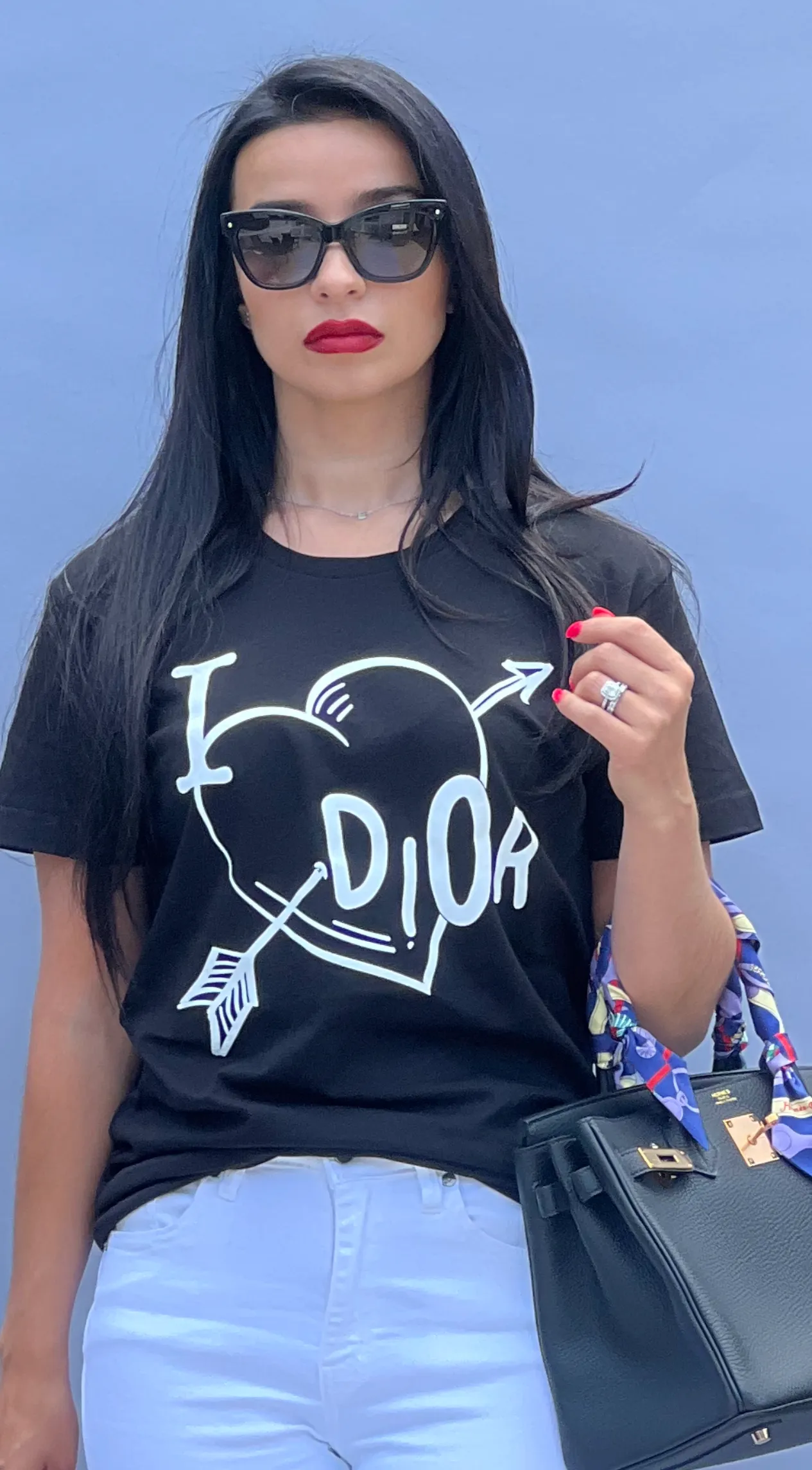 ADORA T-SHIRT (BLACK)
