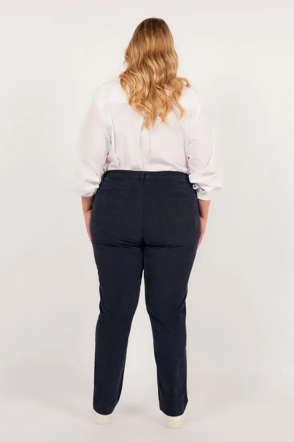 Adrift Fitted Brushed Cotton Pant in Navy