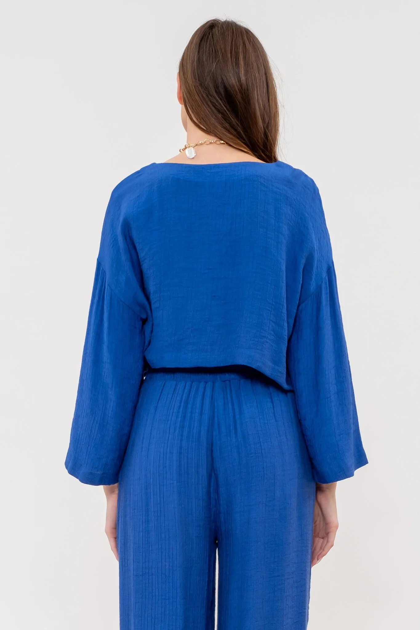 Astrid- Relaxed 3/4 Sleeve Crop Top