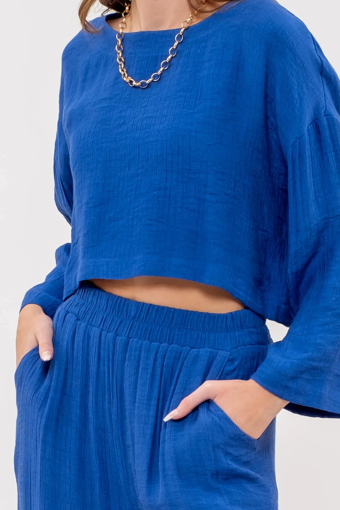 Astrid- Relaxed 3/4 Sleeve Crop Top
