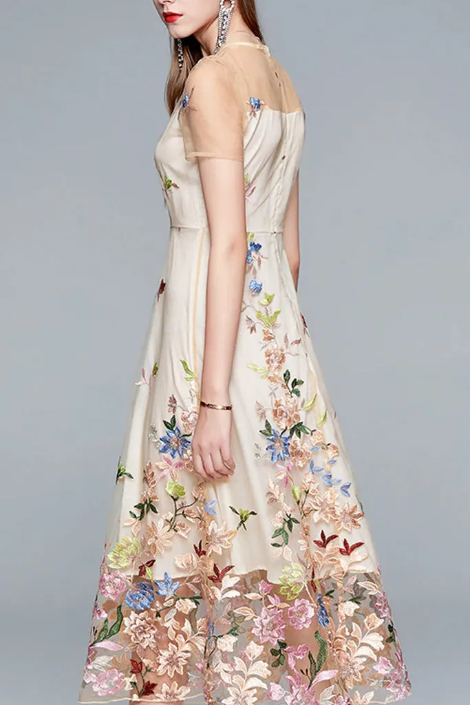 Begonia Dress with Lace and Tulle