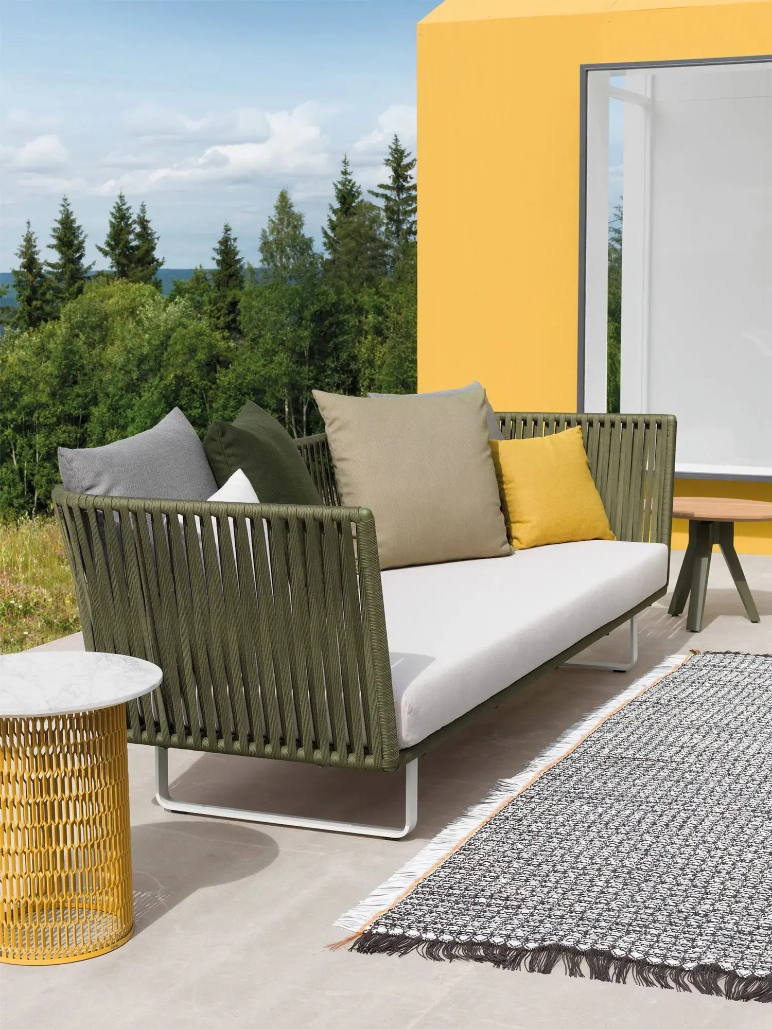 Bitta - 2-Seater sofa