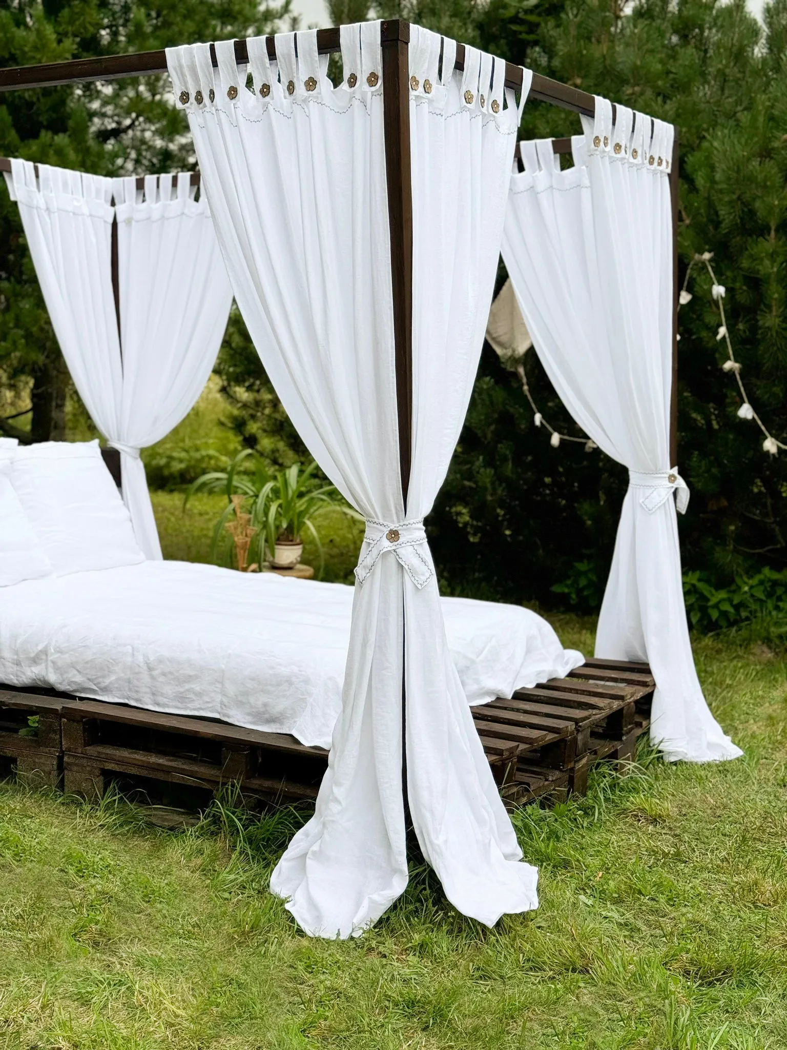Canopy bed linen curtains with tab tops (175 g/m2 density)