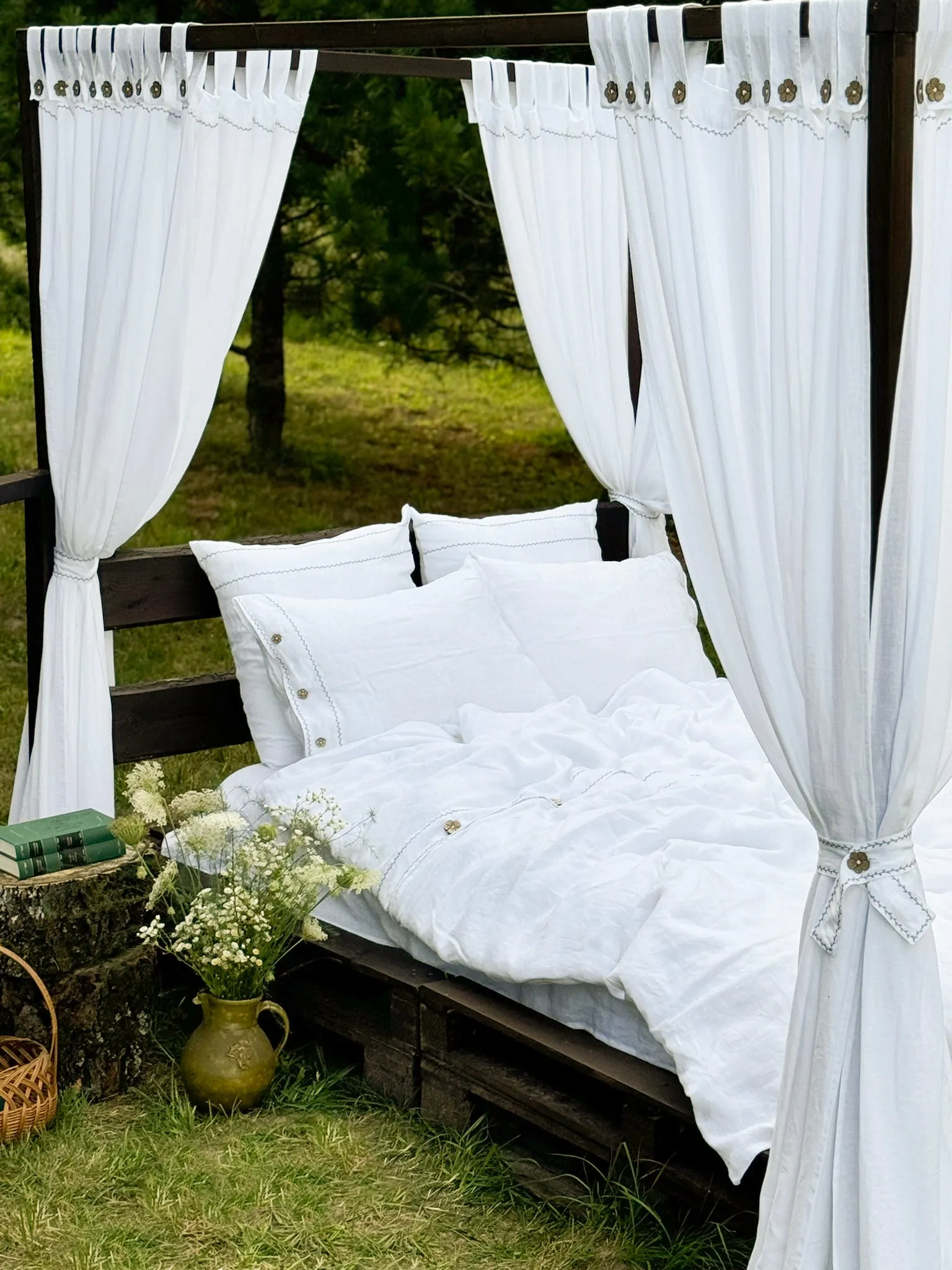 Canopy bed linen curtains with tab tops (175 g/m2 density)