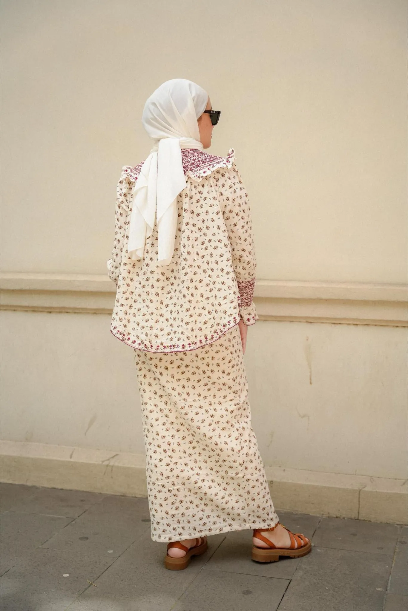 CARO KURUNG IN BURGUNDY FLORAL