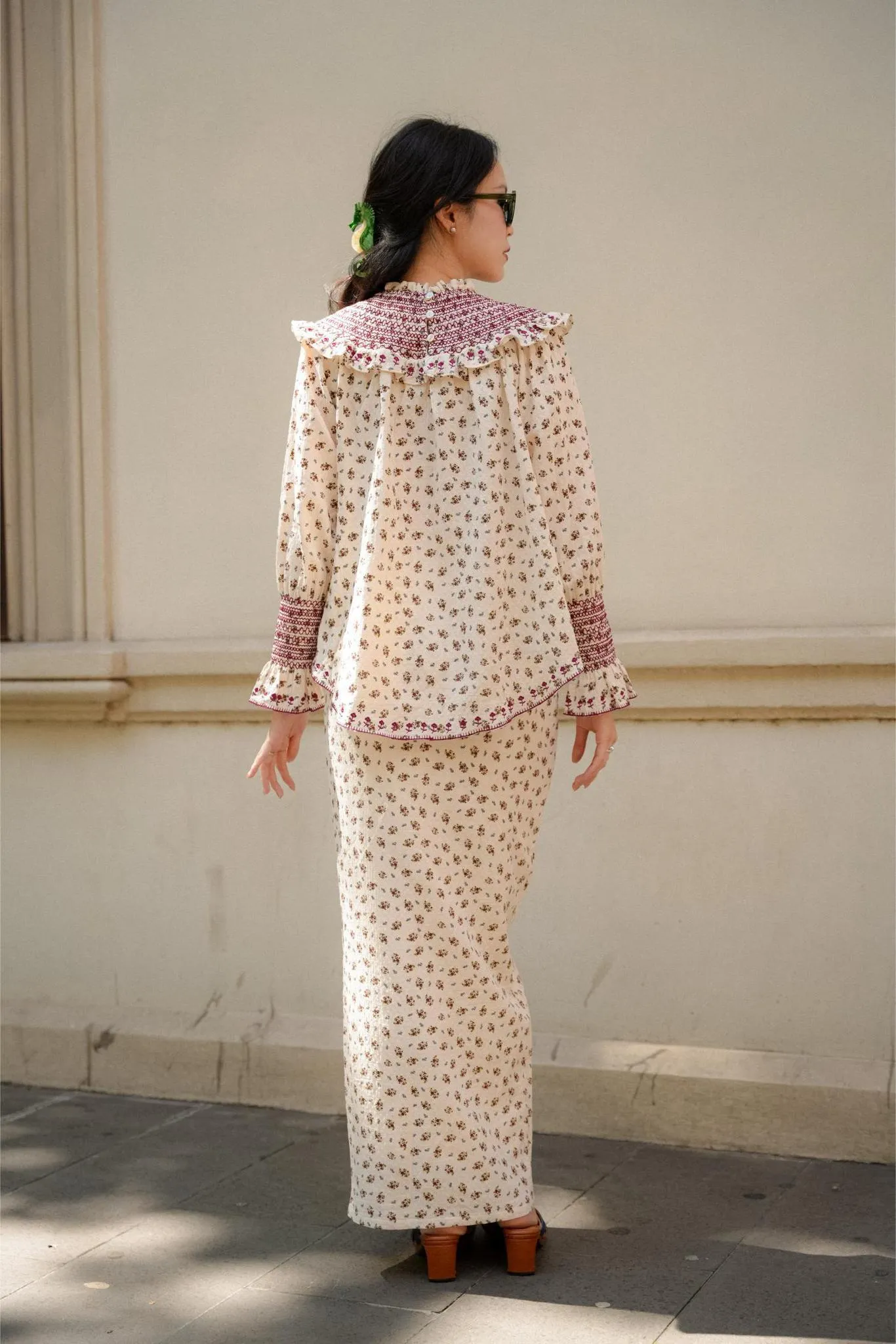 CARO KURUNG IN BURGUNDY FLORAL