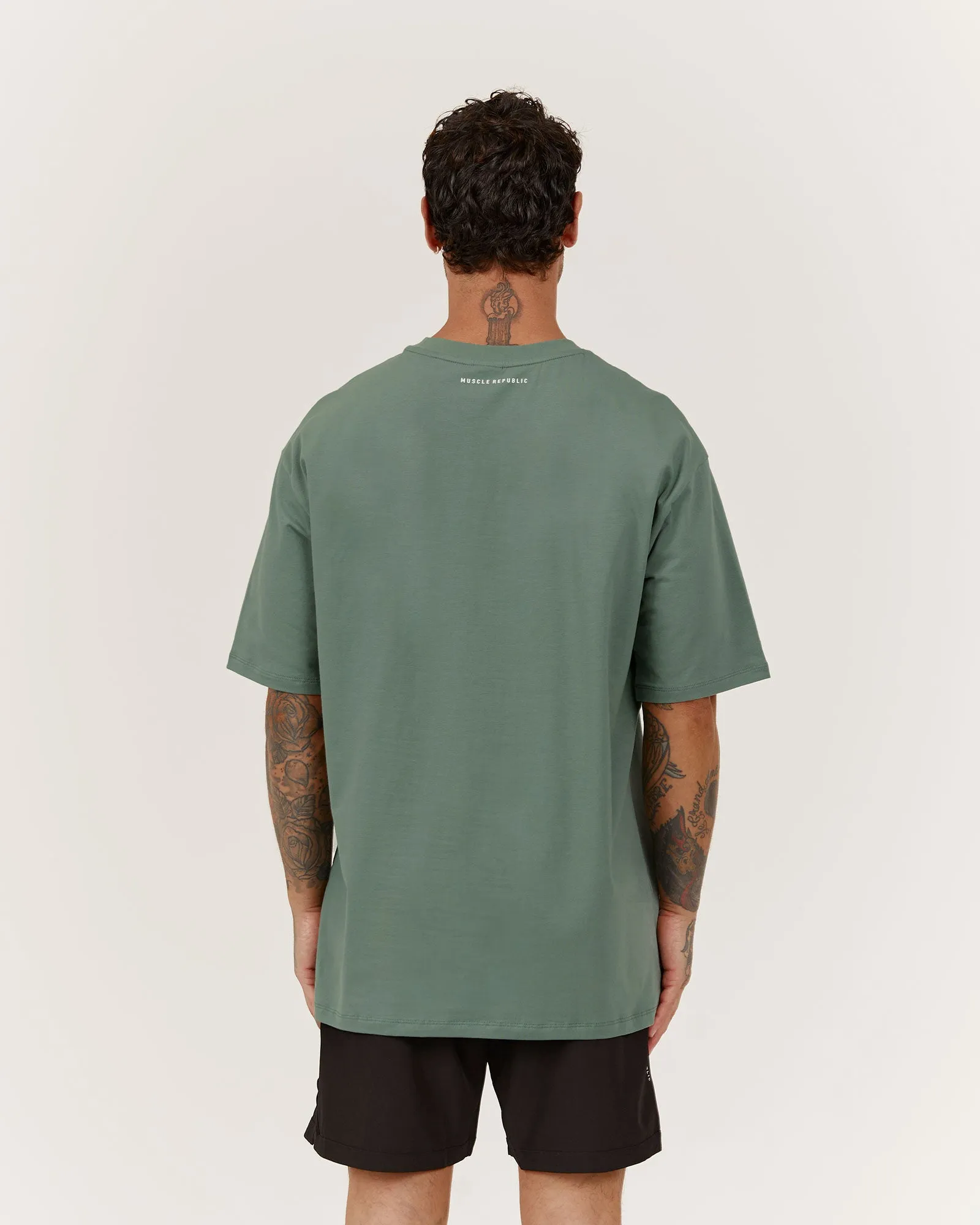 CLASSIC TONAL TEE V2 - TARRAGON
