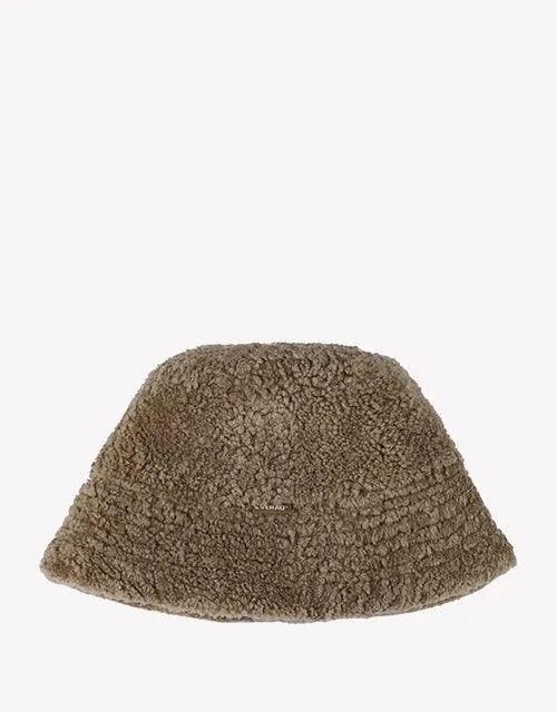 Cloude Hat