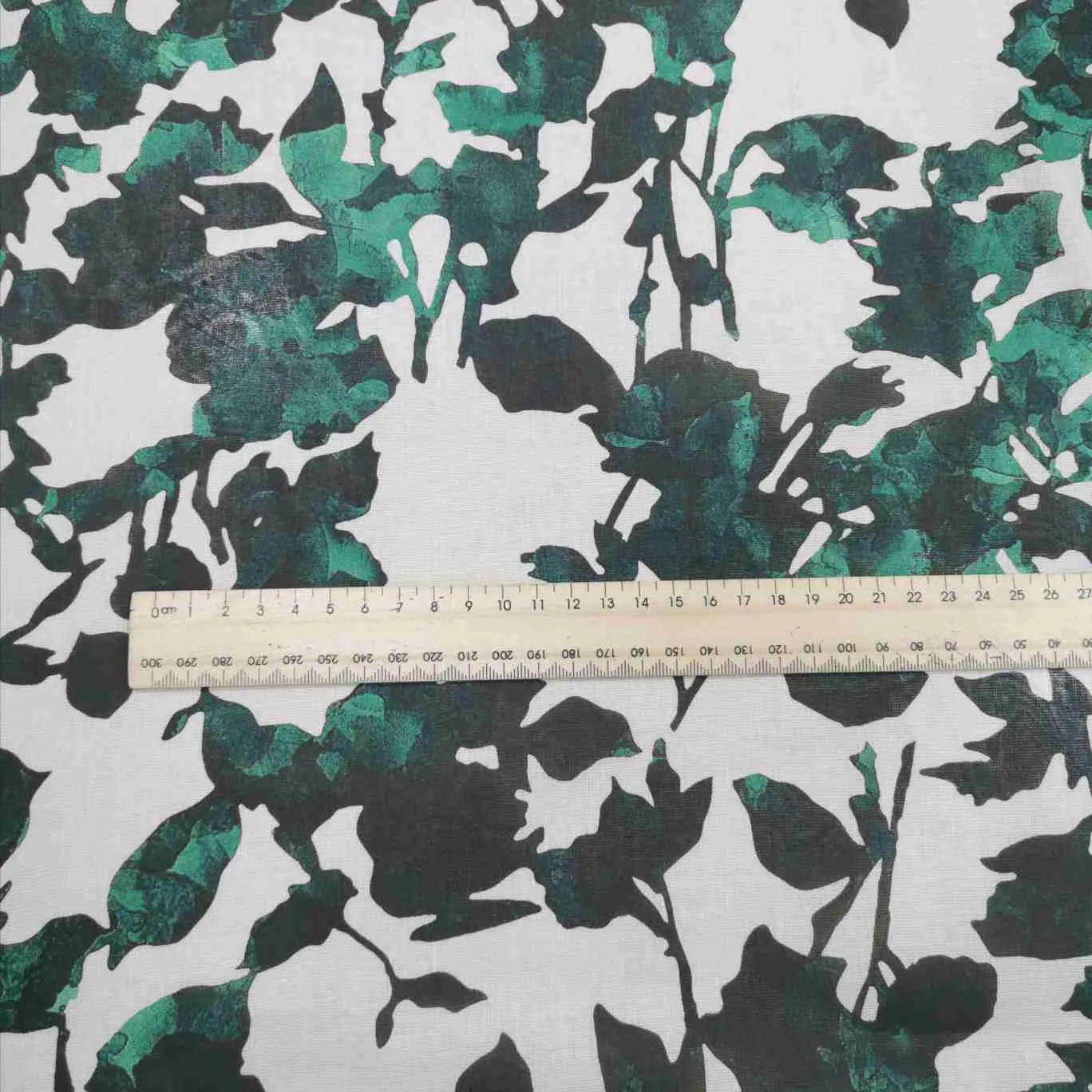 Cotton Voile, Summer Vine - 45cm remnant