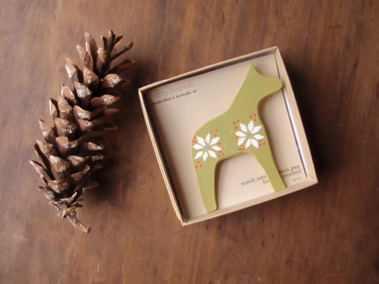 dala horse brooch / classic sweater weather
