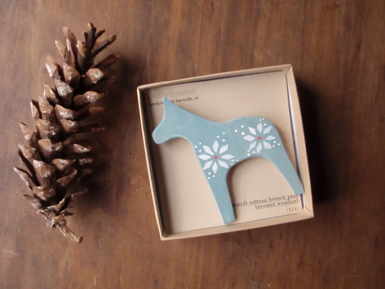 dala horse brooch / classic sweater weather