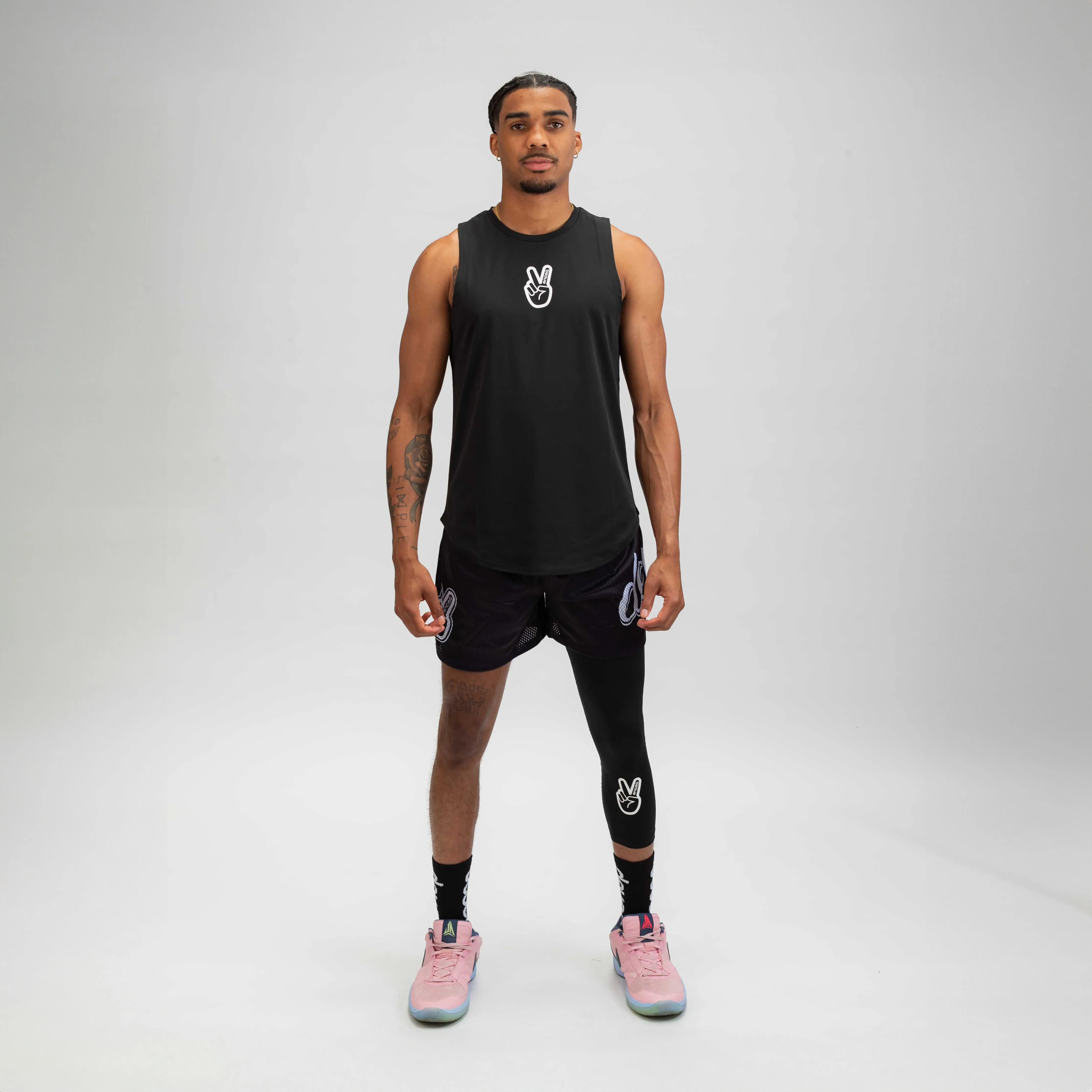 DEUCE ATHLETIC CUT OFF | Black