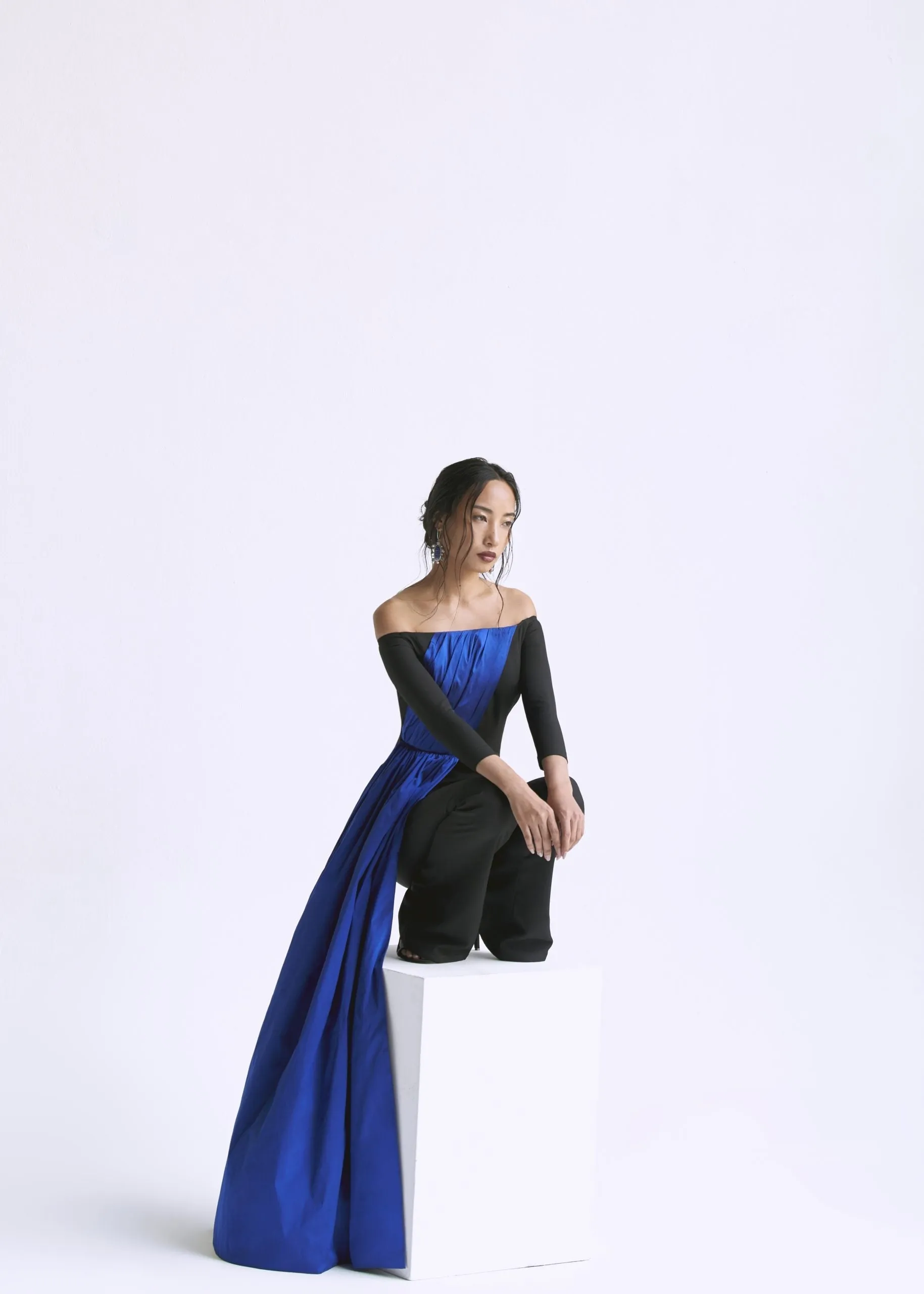 Draped Contrast Cord Set