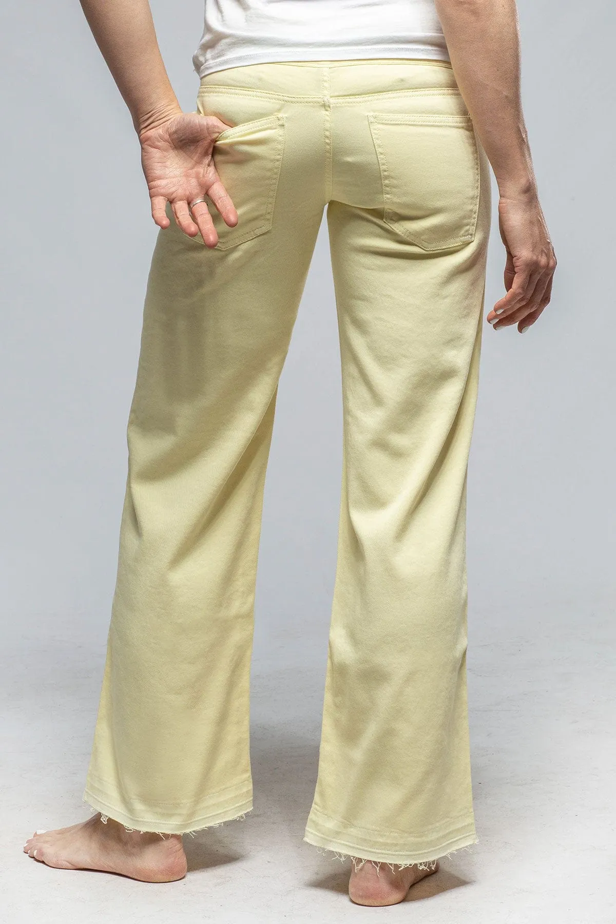 Elisa Open Hem Jean in Pale Yellow