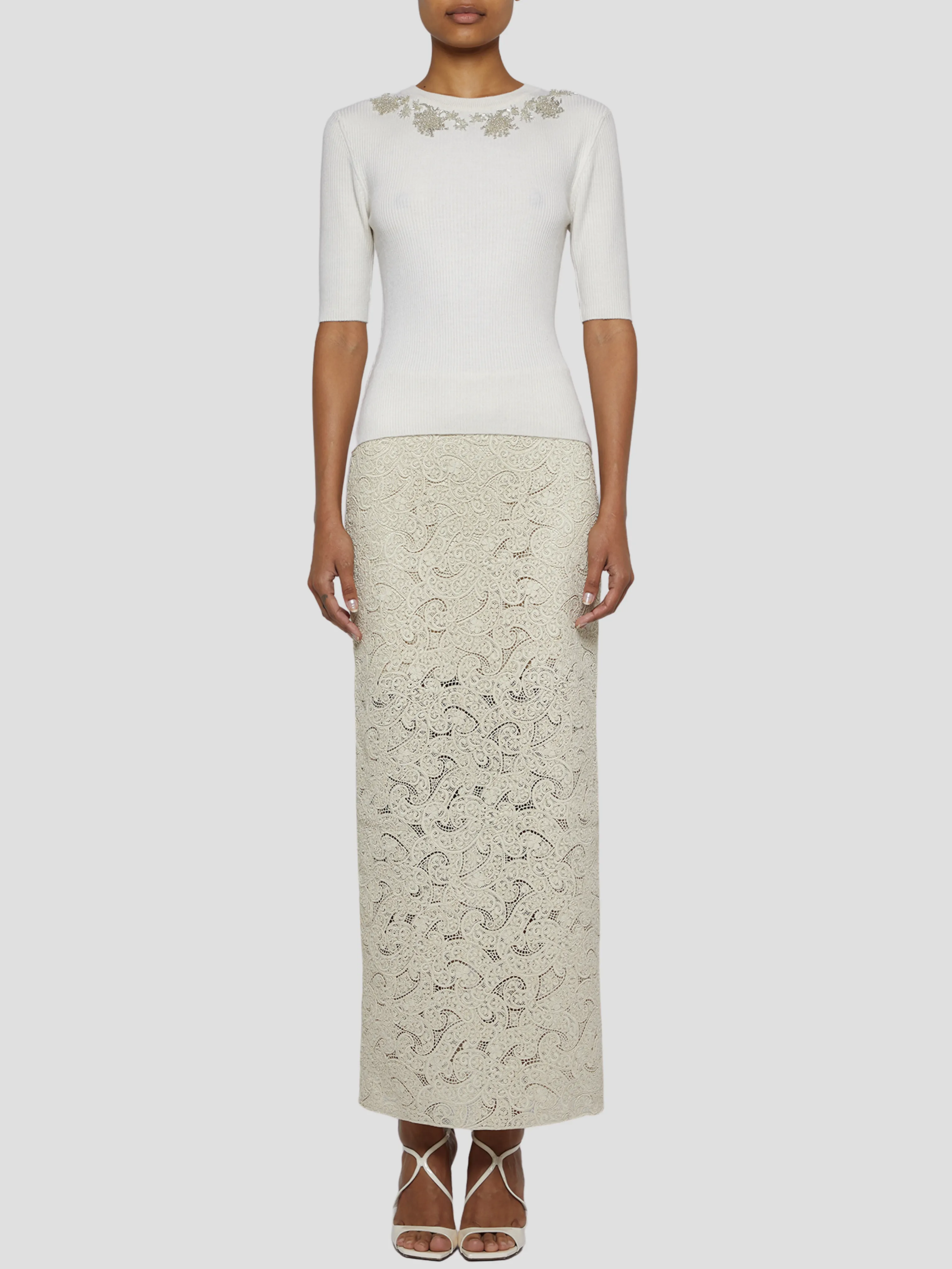 Embellished Short Sleeve Knit Top in White
