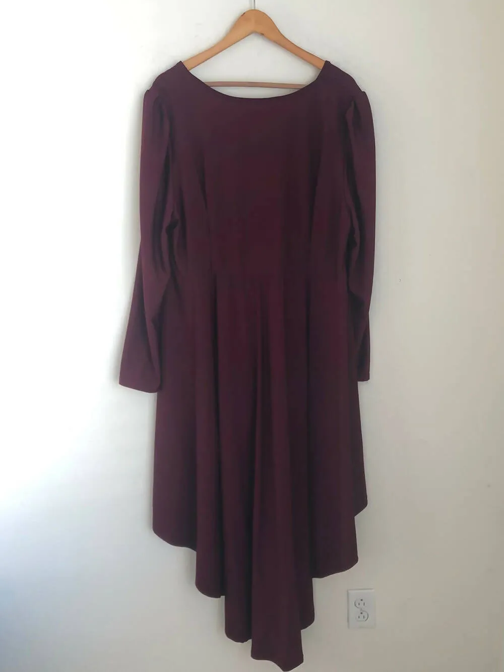 Flowy sexy purple dress