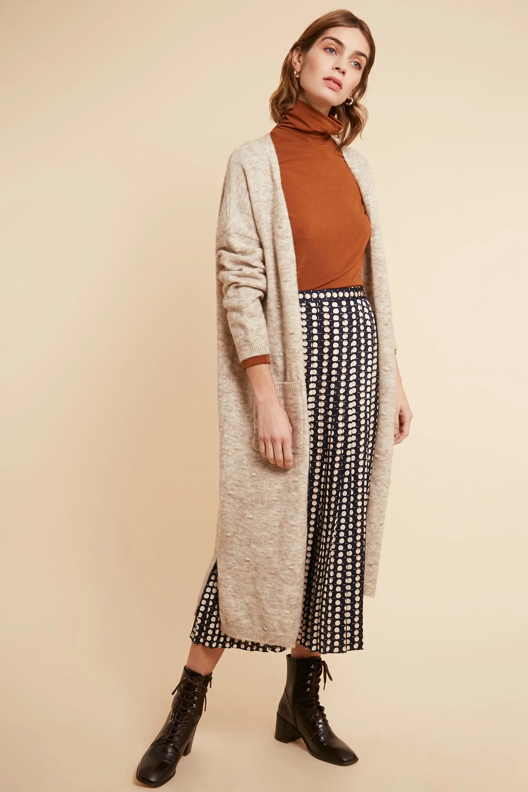 Frnch Lamia Cardigan (Beige)