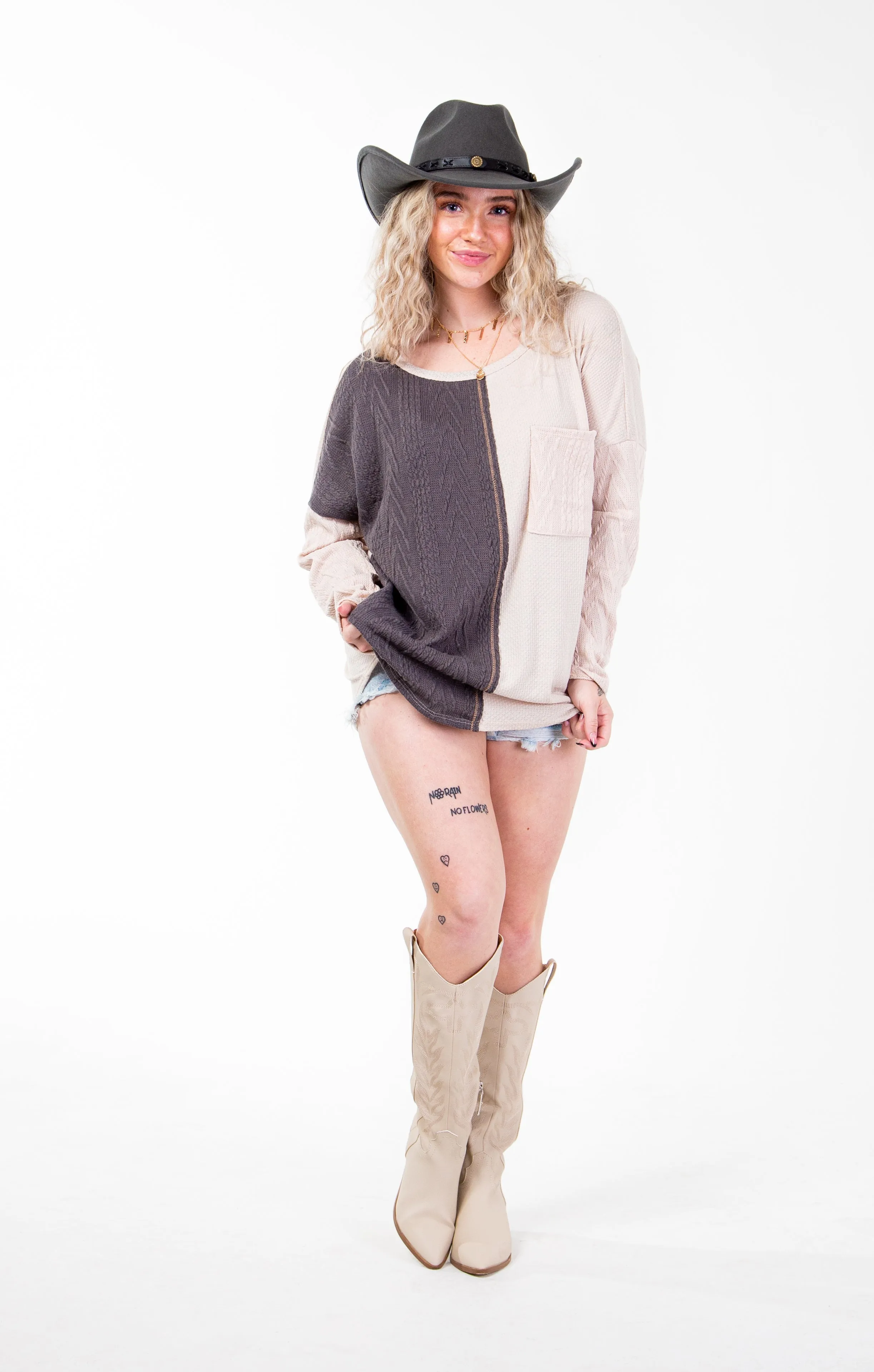 GINGER COLOR BLOCK LONG SLEEVE SWEATER TOP