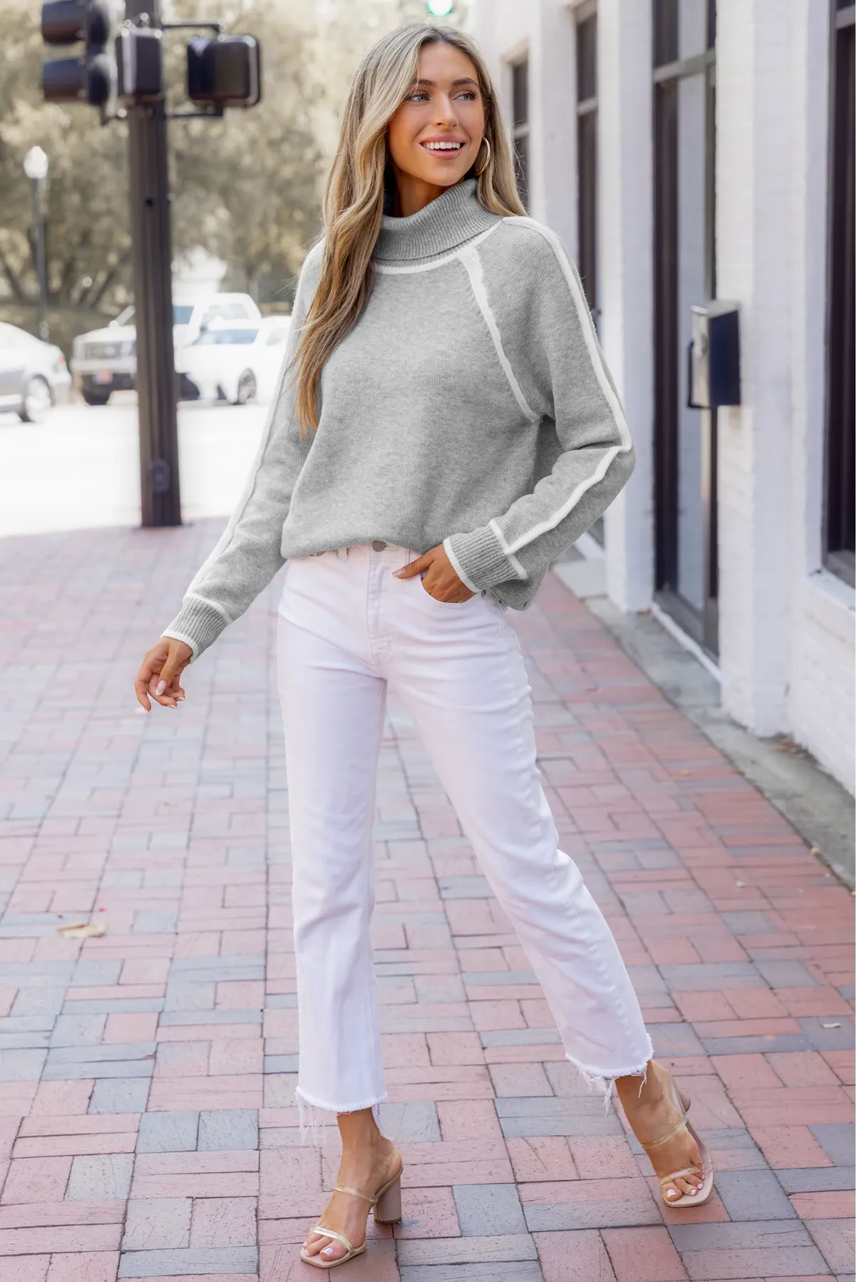 Gray Turtleneck Sweater with Long Sleeves - Stylish & Comfortable