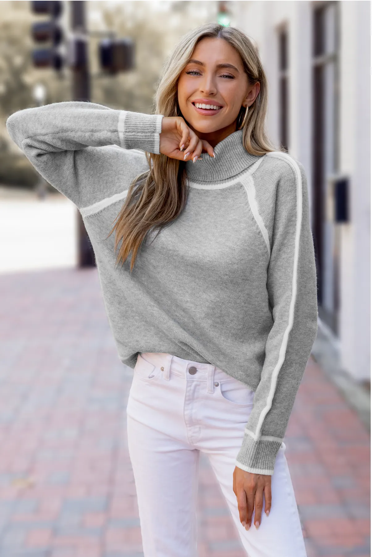 Gray Turtleneck Sweater with Long Sleeves - Stylish & Comfortable