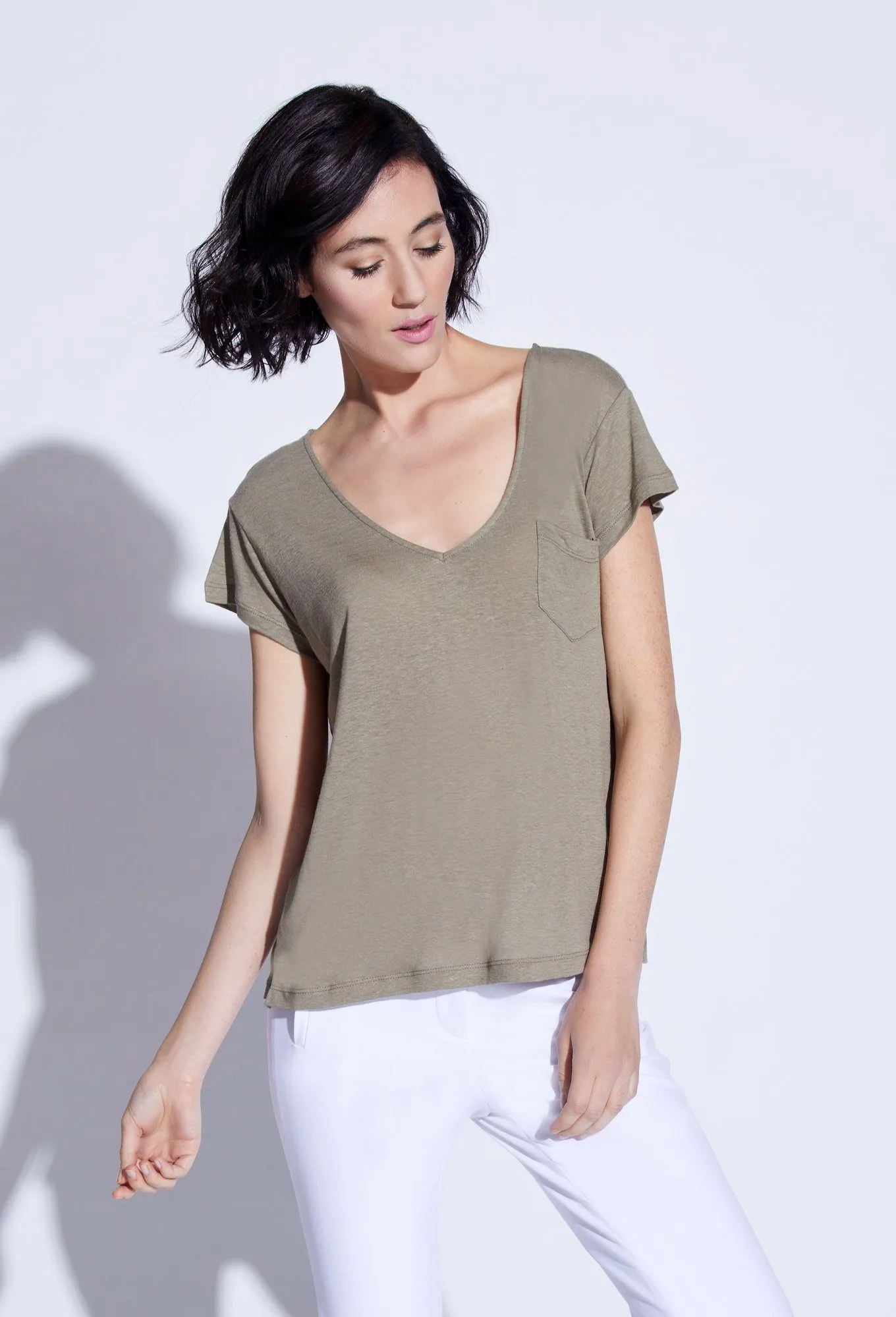 Juno Tee