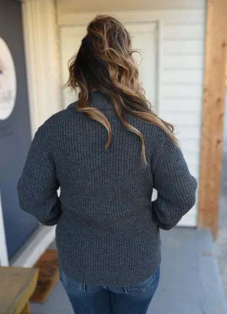 Keeping Warm Sweater Puffer Jacket in Black