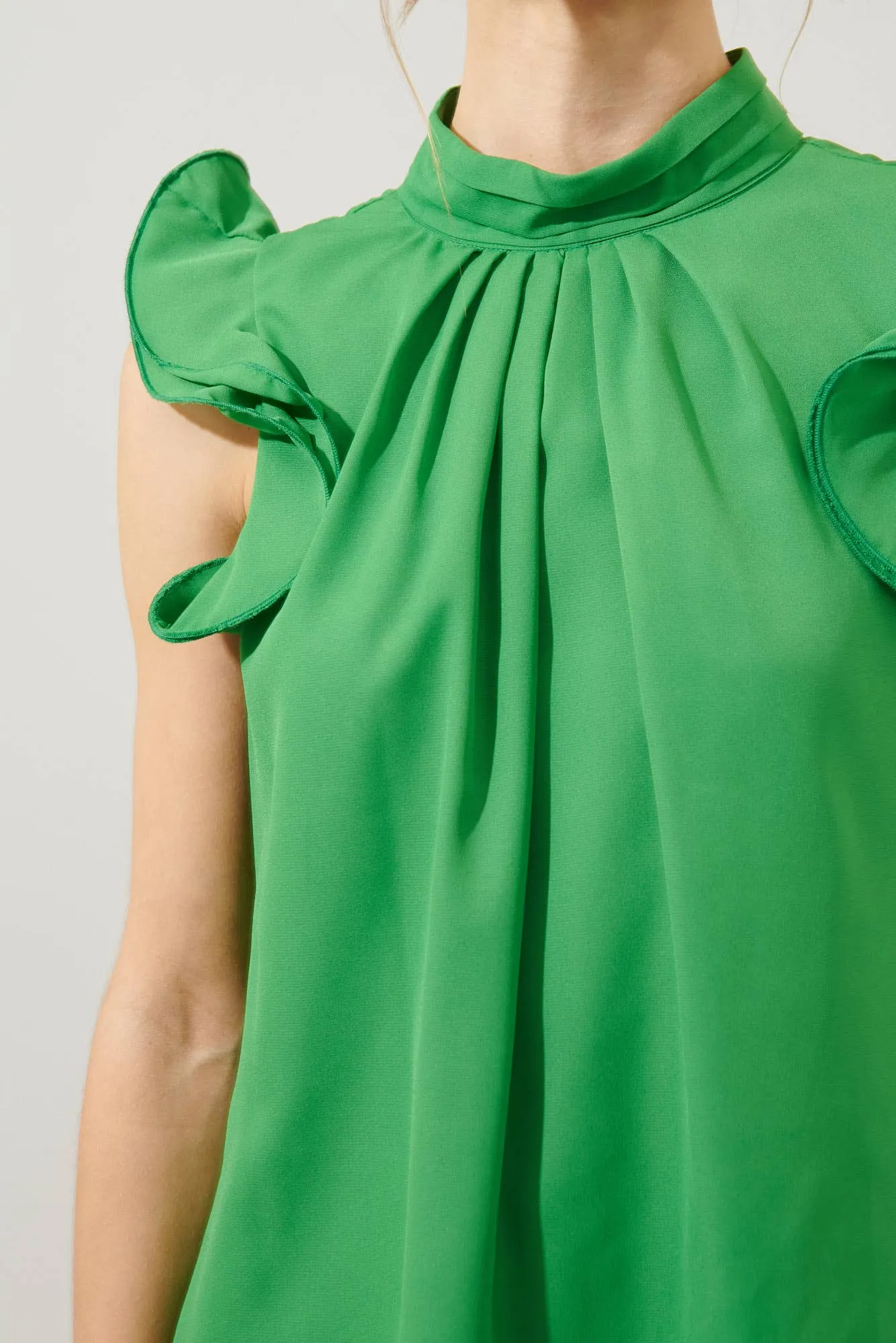 Kendra Mock Neck Wire Ruffle Sleeve Blouse: Kelly-Green