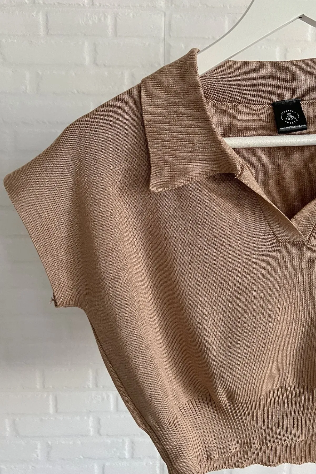 LEXI Crop Knit Shirt (Mocha)