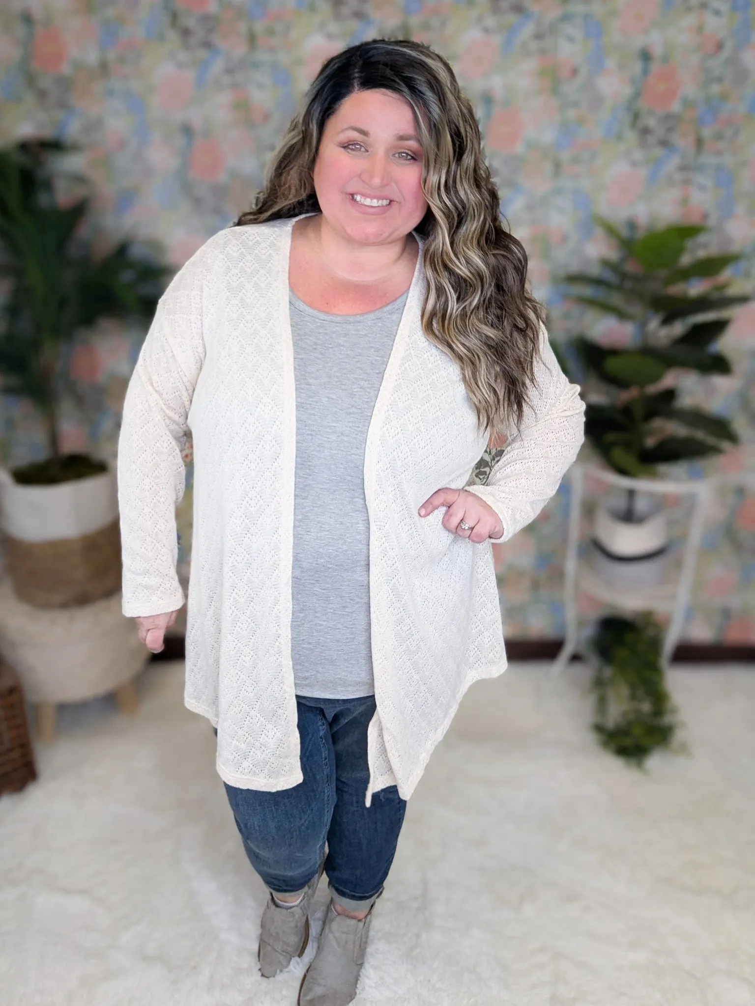 Lisa Diamond Sweater Knit Open Cardigan in Cream Natural