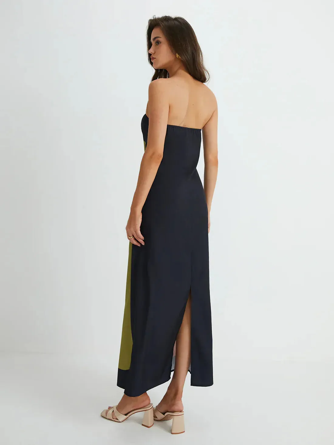 Maxi Belle™ | Abstract Strapless Maxi Dress | Lightweight Fabric, Flowy Design & Comfortable Fit