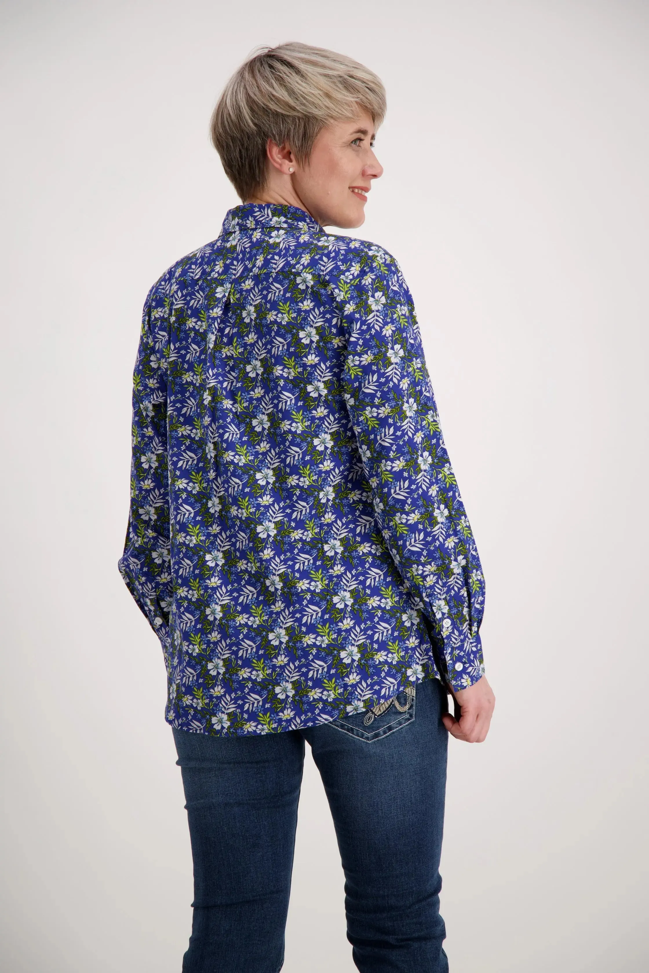 Royal White Classic Cotton Shirt