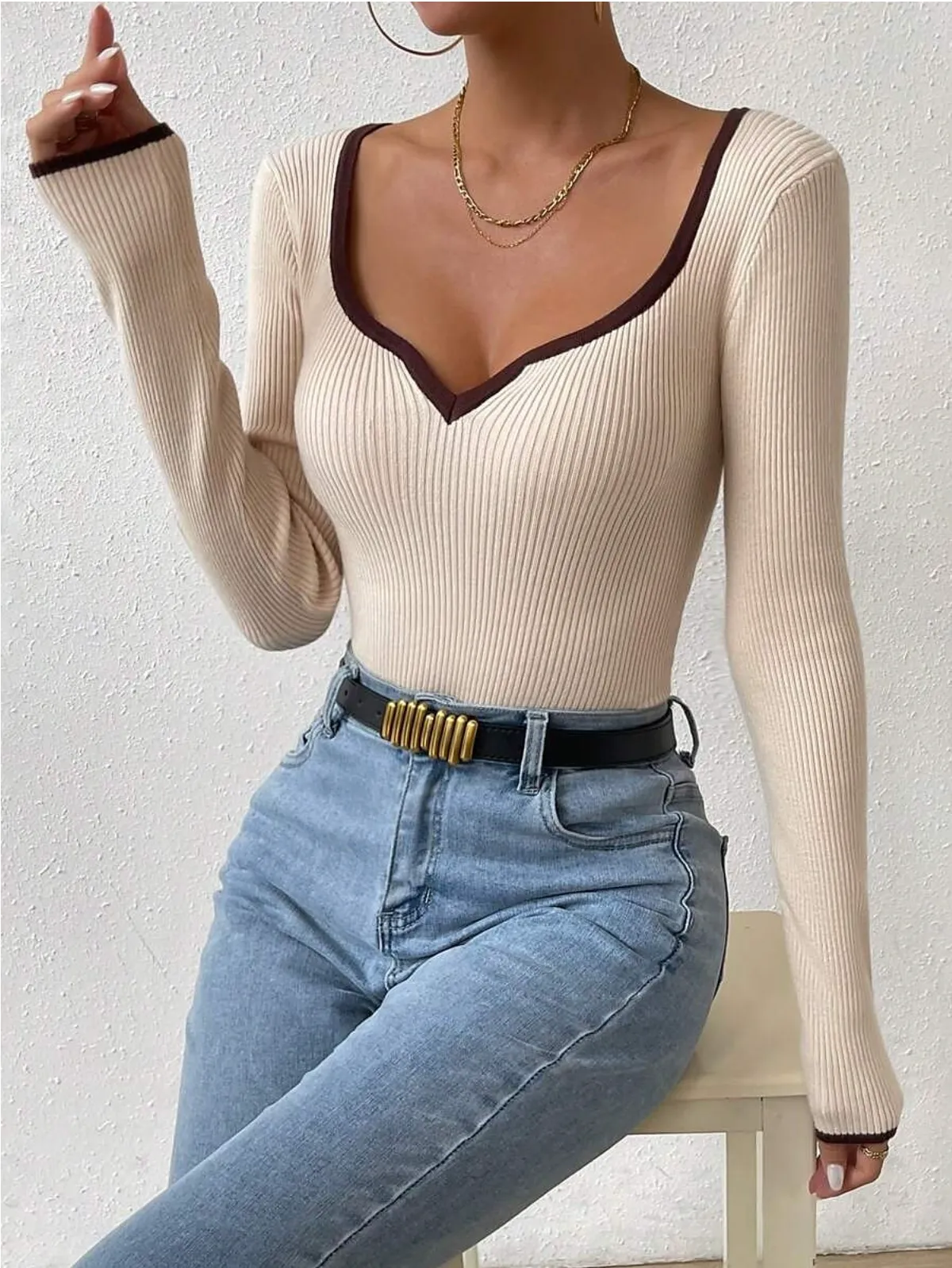 Sanne | Knitted Women's V-Neck Sweater