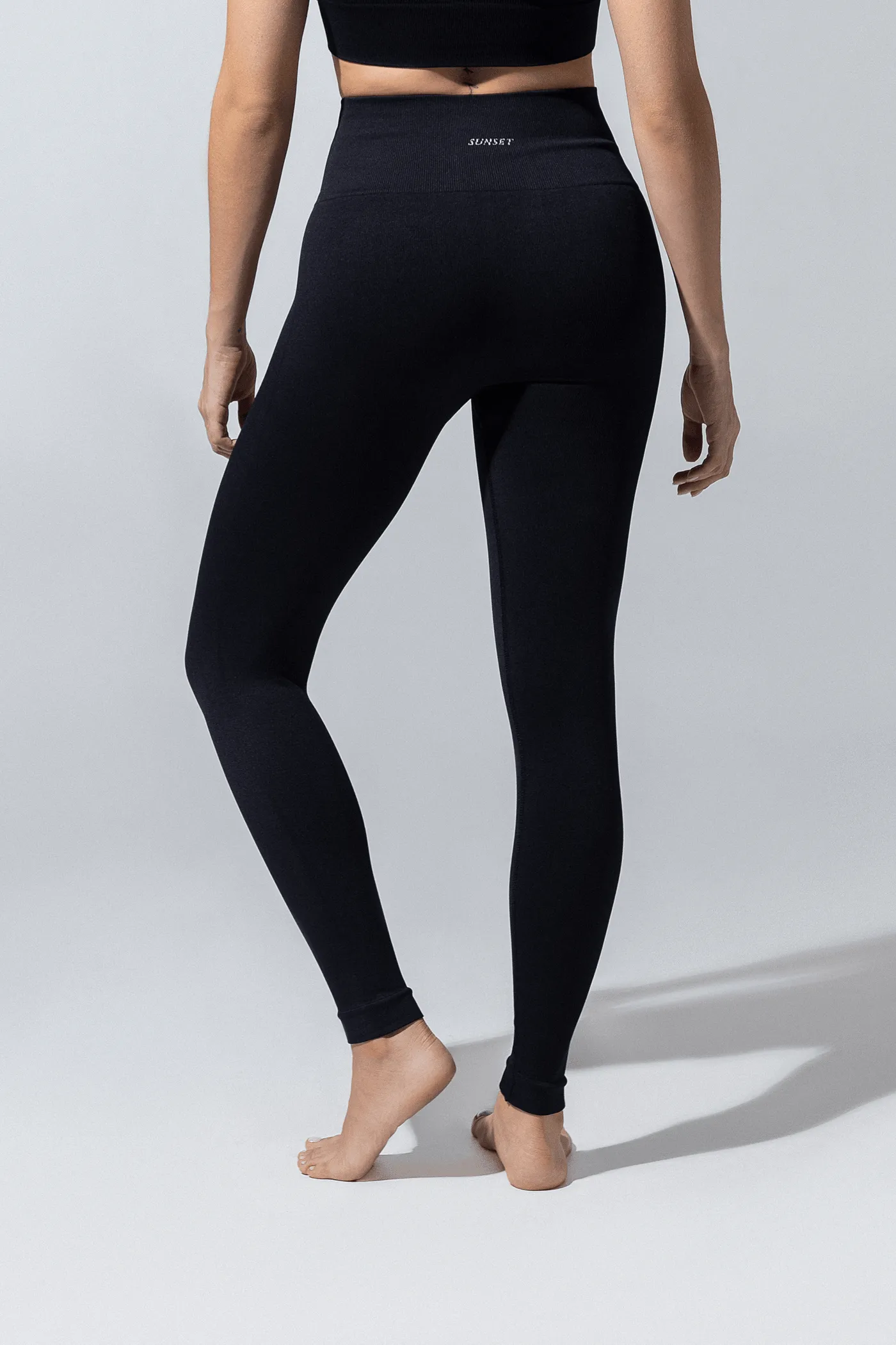 SEAMLESS RIBBED SUNSET LEGGING BLACK