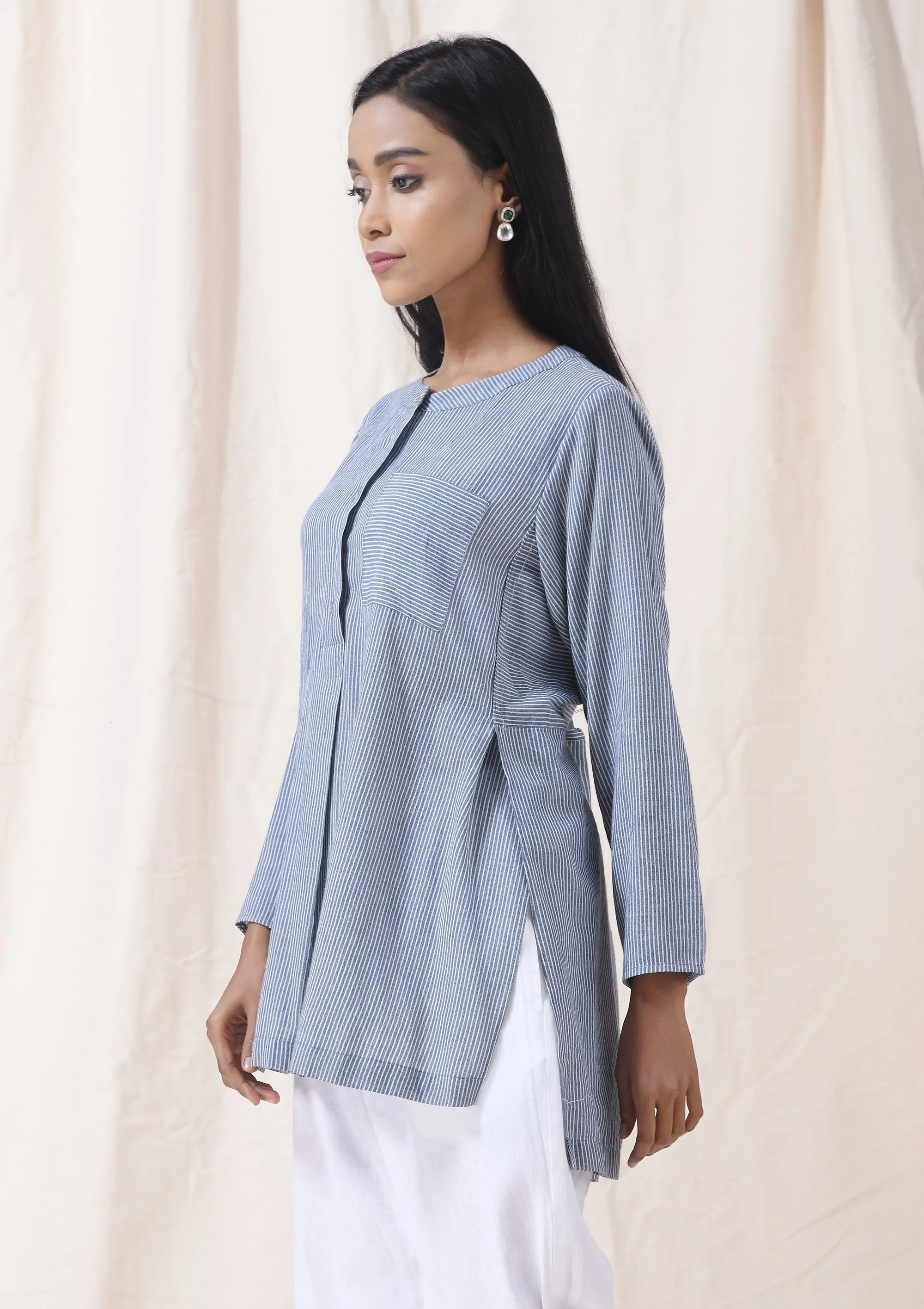 SIDE FLAP STRIPED TOP
