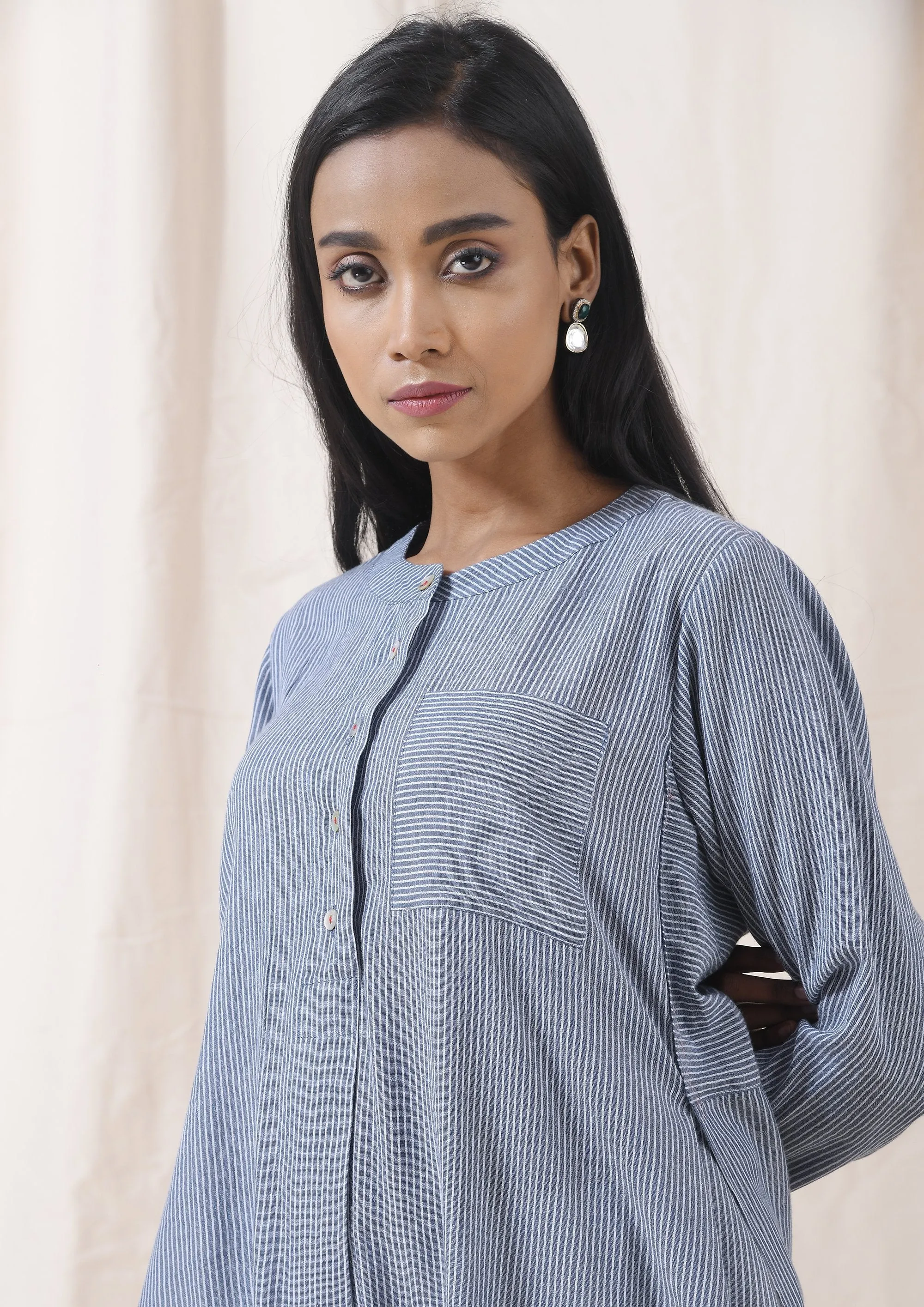 SIDE FLAP STRIPED TOP