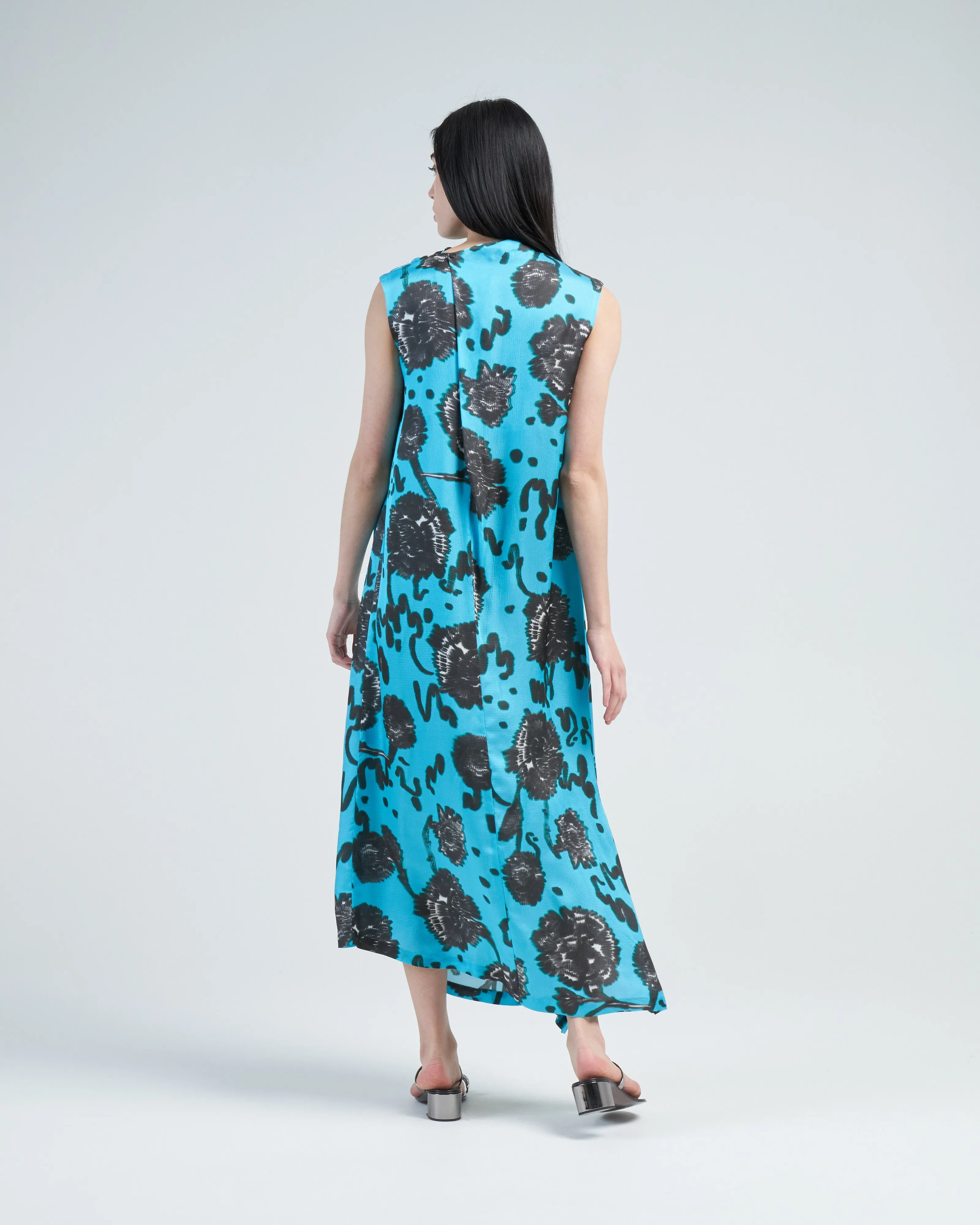 sleeveless printed dress
