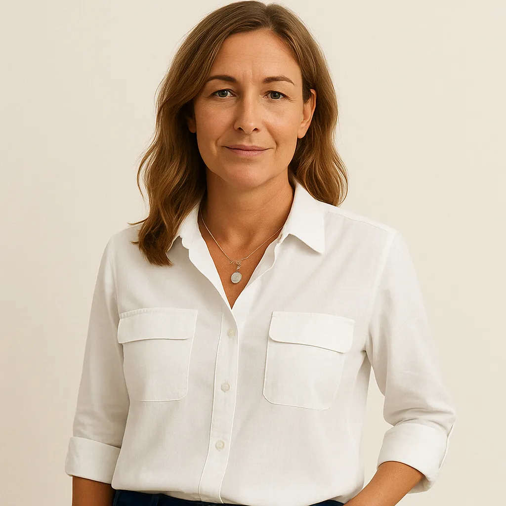 Talia | Classic Button Shirt