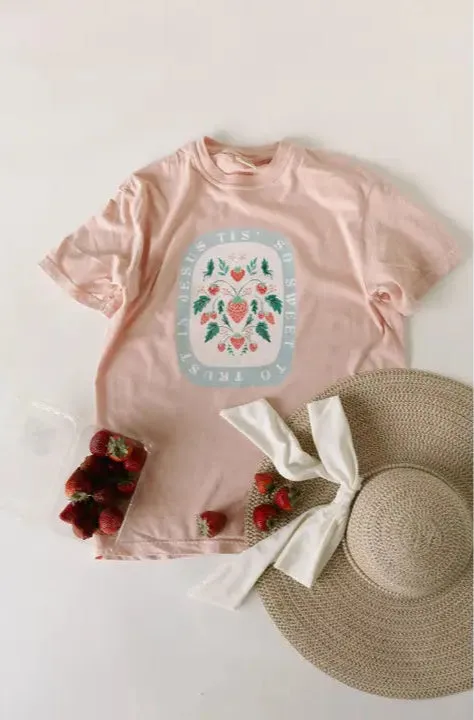 Tis so Sweet to Trust in Jesus Graphic Tee