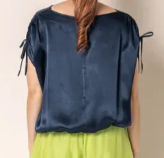 Top (56IM229208)