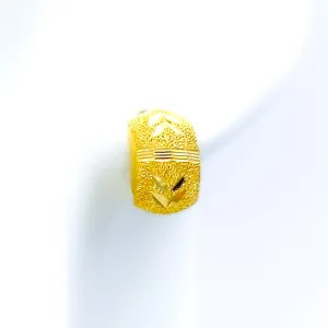 Unique Petite 22k Gold Tops