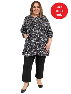 White Heart Rolling Fields Tunic - Print**