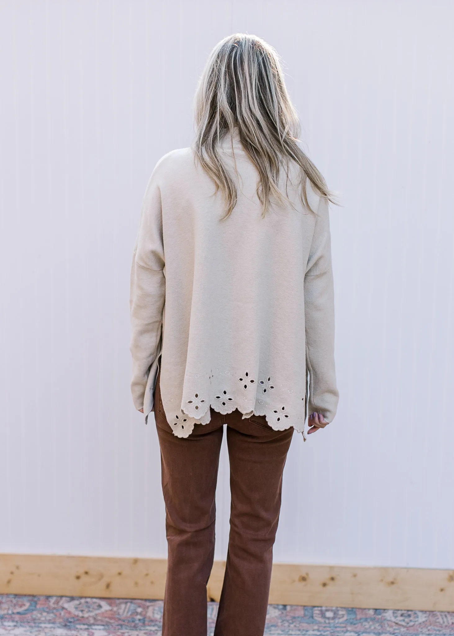XZ Oatmeal Cut out Sweater
